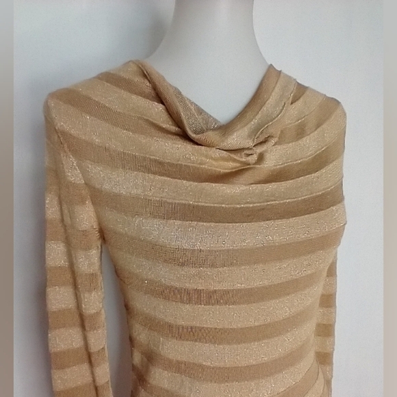 JONES NEW YORK GOLD KNIT COWL - Picture 2 of 7